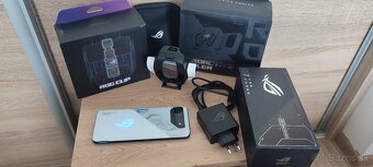 Asus Rog Phone 7 - 2