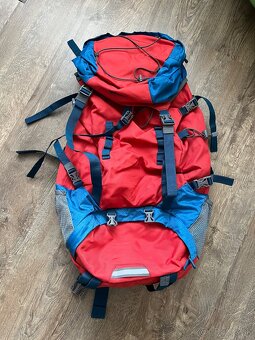 Trekingový batoh Crivit 60 + 10 l – top stav, len 35 € - 2