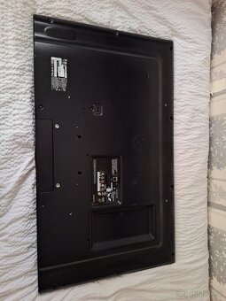Predám televízor LG 42LF652V - 42" (106 cm) - 2