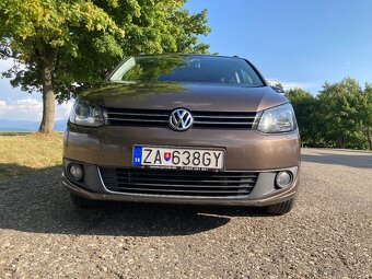 Volkswagen Touran 2.0 TDI Highline DSG, 2012, 277 000 km - 2