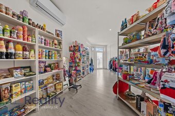 Obchodný priestor Na predaj 61 m2 - 2
