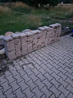 Zámková dlažba 20x20x6 - 2