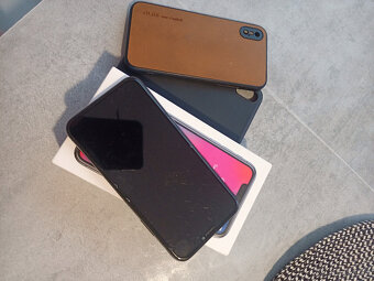 Apple iPhone X - 2