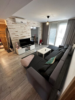 EXKLUZÍVNE PREDAJ:Komfortný bezbariérový 3-izbový byt v Senc - 2