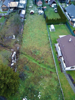 NA PREDAJ - POZEMOK NA VÝSTAVBU RODINNÉHO DOMU VALČA 1014 m2 - 2