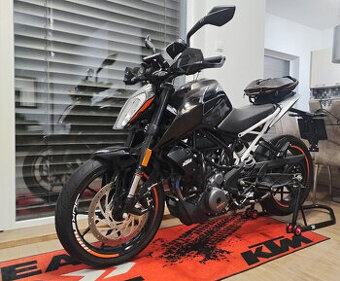 KTM Duke 390 2022 ful Led naj.2600km SK povod ABS - 2