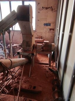 Kladivkovy šrotovnik - 2