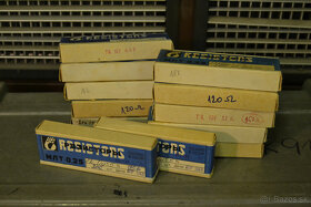 Retro súčiastky SSSR - uloženky - 2