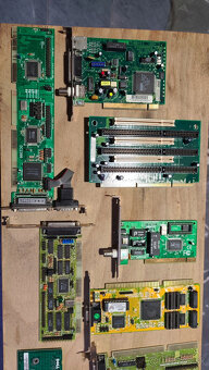 Rozsirujuce karty - 2