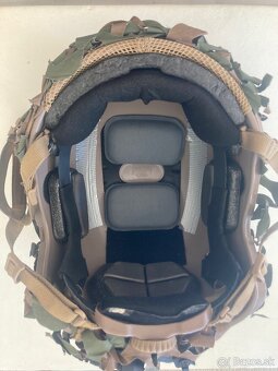 Fast coyote helma - 2