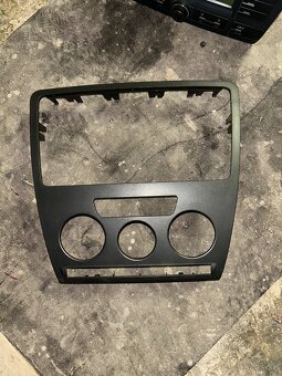 Autorádio škoda octavia 2 - 2