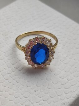 Dámsky zlatý prsteñ - 2