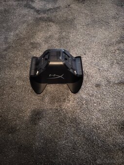 Xbox nabíjacia stanica na ovládače - 2