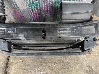 Predám prednú stenu Škoda Oktavia 2 - 2
