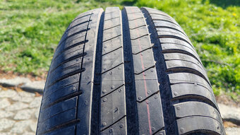 Letné pneu 195/65 R15 --- SEMPERIT , HANKOOK - 2