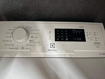 Práčka s horným plnením Electrolux - 2