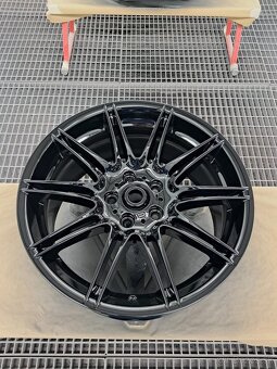 5x120 r19 styling 225 - 2