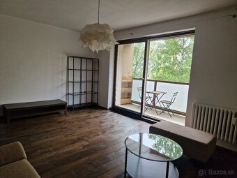 3izbový slnečný byt na prenájom BB Radvaň Kráľová - 2