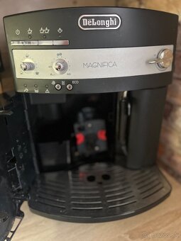 Kávovar DeLonghi - 2