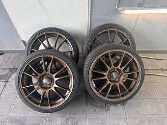 OZ Ultraleggera HLT 18" ET35 / 5x112 5x110 / opel astra - 2