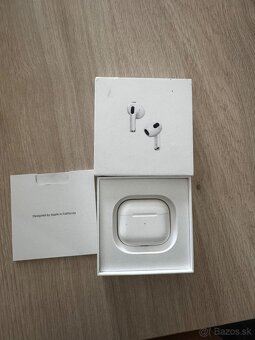 Apple AirPods 3 generácie - 2