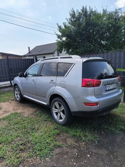 Peugeot 4007 2,2HDI,115kW,r.v.2011,naj. 373xxxkm - 2