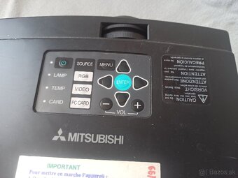 LCD projektor Mitsubishi - 2