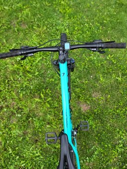 Predám horský bicykel Trek Marlin 7 (2020) - 2