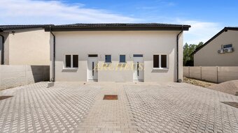 NOVOSTAVBA DVOJDOMU S POZEMKOM V ŠTANDARDE, LEHNICE-KOLÓNIA - 2