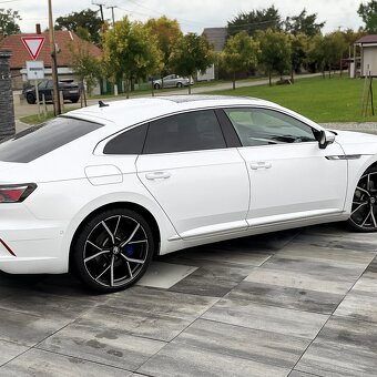 Volkswagen Arteon R 235 KW Sedan Koža / Kamera / Módy / Pano - 2