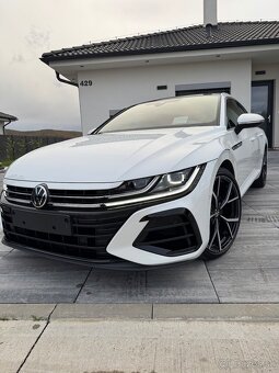Volkswagen Arteon R 235 KW Sedan Koža / Kamera / Módy / Pano - 2