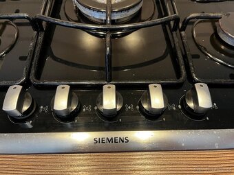 Sklokeramicka plynová varná doska 5 horákov značka Siemens - 2