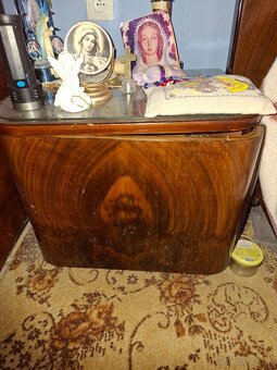 Retro spalna v povodnom stave - 2