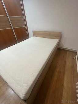 Predám posteľ 140x200cm dub sonoma - 2