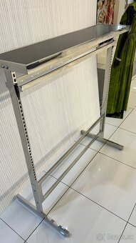 Stojan štender na oblečenie - 2