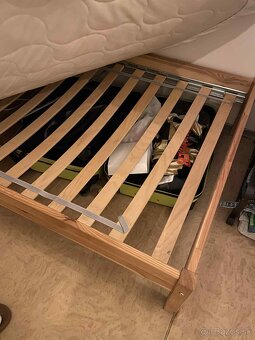 Posteľný rám a rošt - 2
