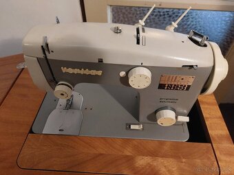 Šijací stroj Veritas - 2