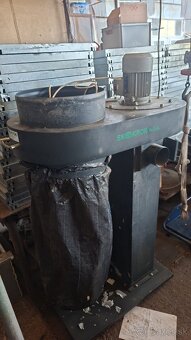 odsávač pilín - 2