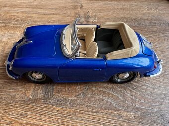 Sběratelský kovový model Porsche 356 B (1961). - 2