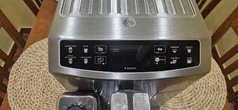 Predám kávovar Delonghi - 2