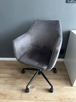 Stolička - kreslo sivé, nastaviteľná výška - 2