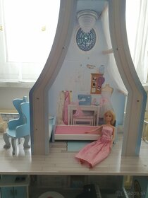 Predám domček pre Barbie - 2