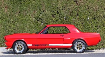 1965 FORD MUSTANG V8 AUTOMAT ABSOLUTNI SHOW CAR - 2