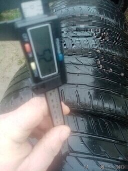 Letné pneumatiky 215/40 R17 - 2