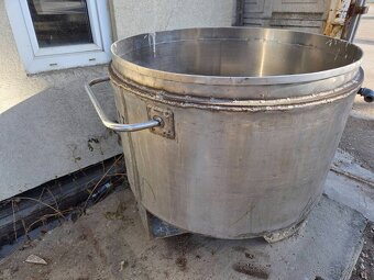 nerezový manipulačný vozík 350L - 2