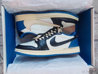 Nike air Jordan 1 low Fragment x Travis Scott - 2