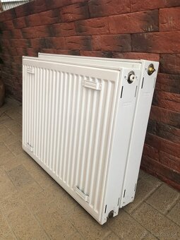 Radiátor KORADO K22 600x800 - 2