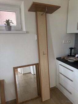 Vešiak do šatne so zrkadlom a poličkou - 2