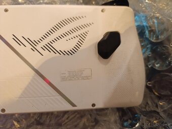 Asus Rog Ally Z1 Extreme + upgrade baterky - 2