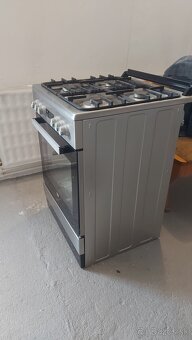 KOMBINOVANÝ SPORÁK BEKO + DIGESTOR MORA -NEREZ-60CM - 2